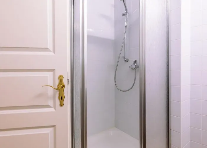 乡村民宿 Burg Satzvey *