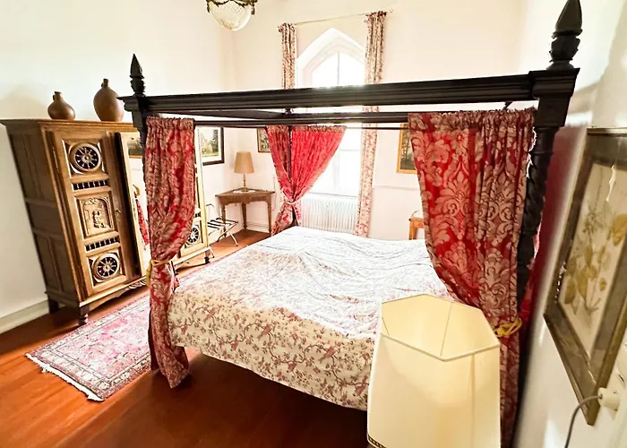 Burg Satzvey 乡村民宿