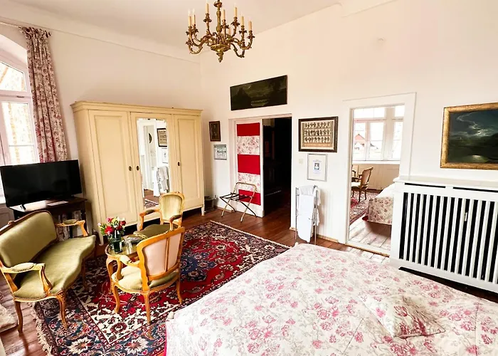 乡村民宿 Burg Satzvey